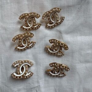 Lot of 6 White and gold Chanel Buttons